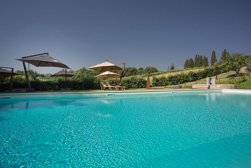 Holiday home with pool in the heart of the Chianti area of Tuscany